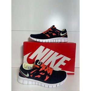 NEW Women's Nike Free Run 2 Black and Red Sneakers Size 9